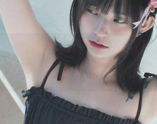 Hizzy(히지)婚纱秘籍：分享图片之余，我想了个问题，谁会为爱情真相买单呢？