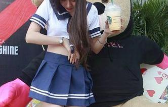 IESS异思趣向 – 在家也能C位出道？小婕的居家美女写真集又更新咯！