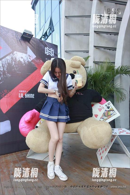 IESS异思趣向-小婕 IESS异思趣向 - 在家也能C位出道?小婕的居家美女写真集又更新咯!