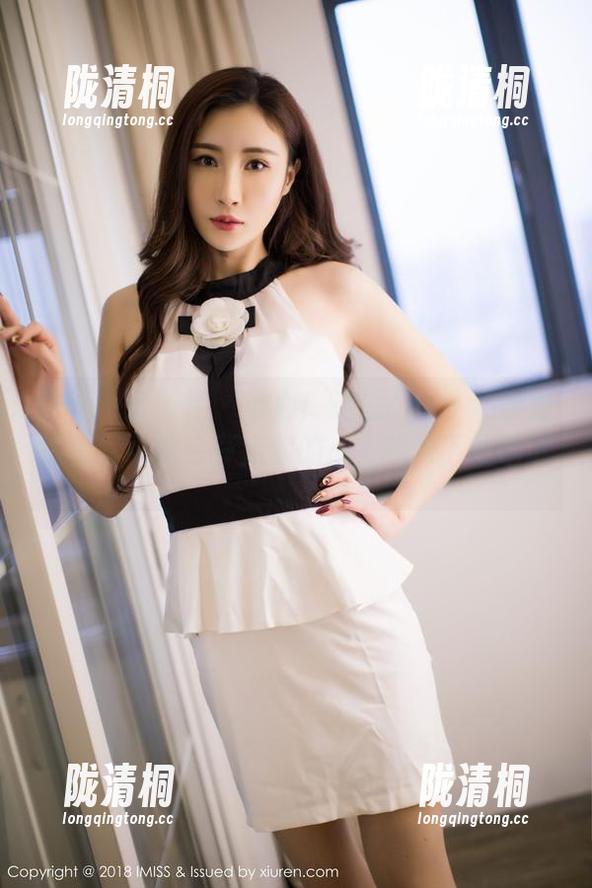 IMiss爱蜜社-逗逗doudou IMiss爱蜜社 - 当心!逗逗doudou学妹的全套可能会夺走你的心,快来下载试试。