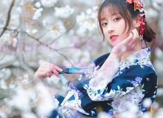 泳衣plusLuisa_零纱：图库分享里奇葩的自我介绍