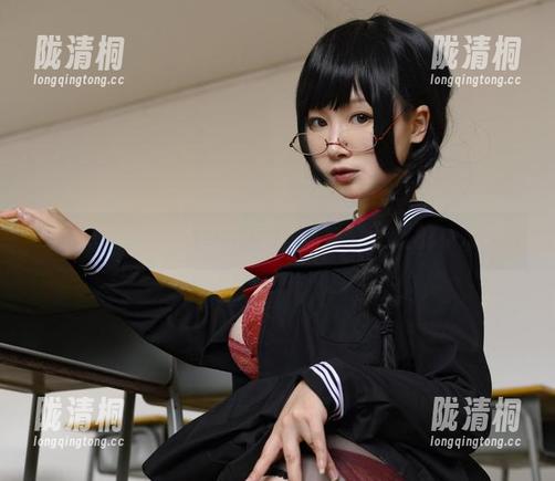 PAKI酱 PAKI酱的定制秘书图集—办公室里的小心思