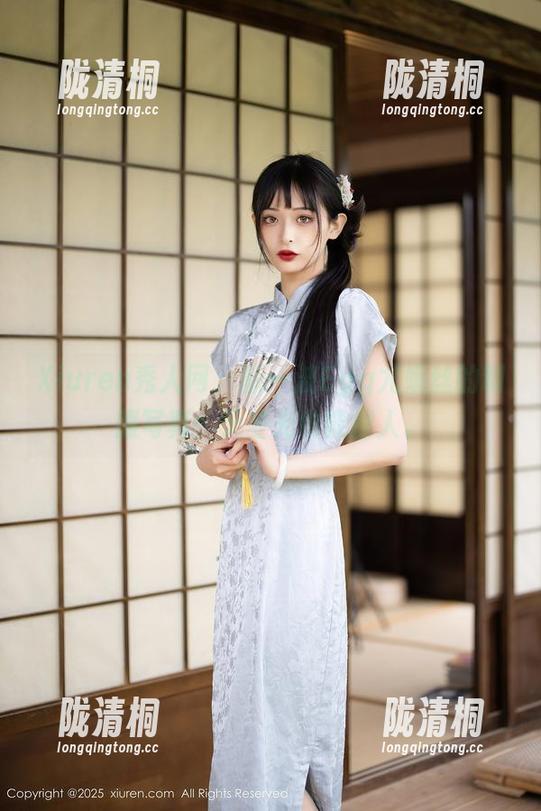 Xiuren秀人网-Egg尤妮丝 Xiuren秀人网 - 新一波Egg尤妮丝的制服写真:无圣光也能撩人。