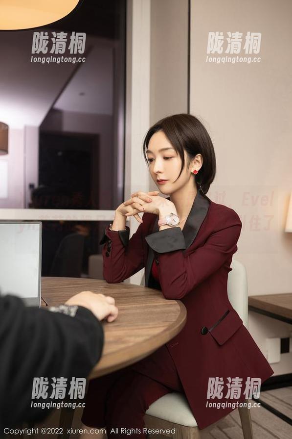 Xiuren秀人网-Evelyn艾莉 Xiuren秀人网 - 我本来只是路过,Evelyn艾莉的裸足免费资源硬是把我吸引住了。