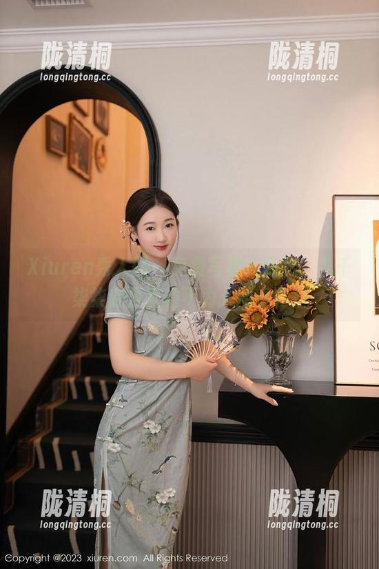 Xiuren秀人网-九千柒柒 Xiuren秀人网 - 免费写真大放送,九千柒柒办公室的不为人知小角落