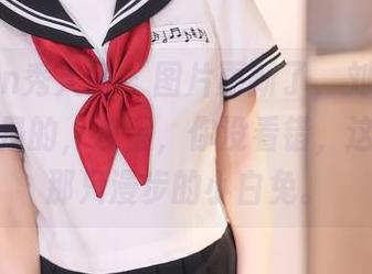 Xiuren秀人网 – 图片更新了，刘婷婷在校园？是的，没错，你没看错，这里还有那只漫步的小白兔。