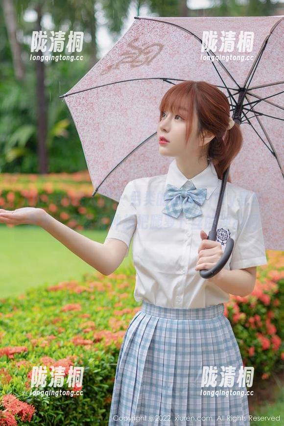 Xiuren秀人网-小夕Kitty Xiuren秀人网 - 另类的小夕Kitty黑丝合集,突然有种想把腿萝卜丝的冲动啊