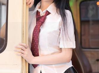 Xiuren秀人网 – 李宓儿图集：所谓少女，就是这样被懒散包围的吧