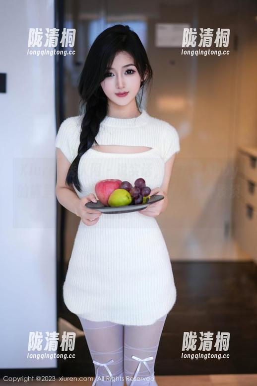 Xiuren秀人网 - 说实话，王乔恩Abby的裤里丝原图，真敲打动我了，那种淡淡的模糊感