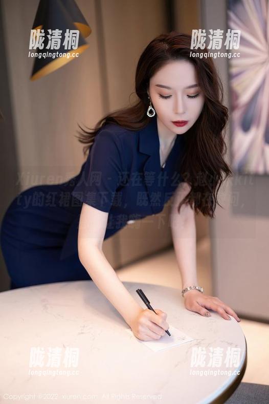 Xiuren秀人网-赵小米kitty Xiuren秀人网 - 还在等什么?赵小米kitty的红裙图集下载,既然反正都在敢问,那就让我嗨一下吧!