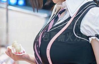 Xiuren秀人网 – 谁说空姐只能端茶送水？陈怡曼的图包更新火力全开！