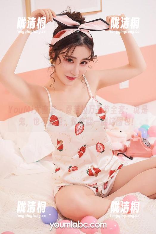 YouMi尤蜜荟 - 费若拉万圣节全套：说是鬼，也不全是；快来翻一翻这图包！
