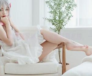 Yuna(윤아)的厨娘写真：当美食遇到私拍，一切都很香