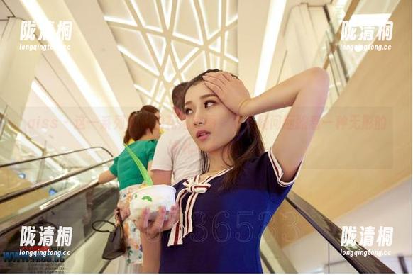 aiss - 这一系列欣杨的花嫁套图，毫无疑问酝酿着一种无形的婚礼冲击力。