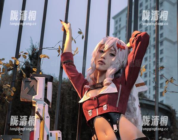 eliza喵喵 不止是空姐,eliza喵喵的写真还附赠壁纸版的飞行梦!