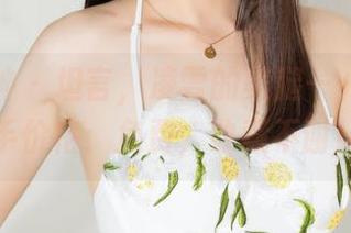 克拉女神 – 坦言，凌雪的美腿——原图剁手价格：免费，收藏不谢！