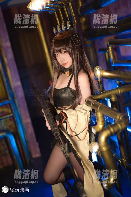 兔玩映画的全套路人女主，图片里的神态总让我不自觉低声呢喃。