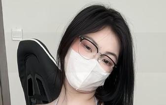 微密圈 – 原图不养眼，可爱的肉巴的镂空写真太会玩了吧？
