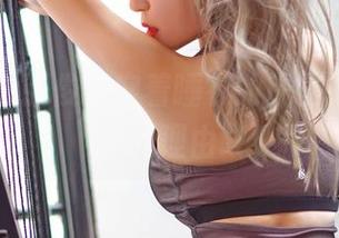 嗲囡囡 – 张俊佳穿着睡衣的原图，不想睡觉的理由…