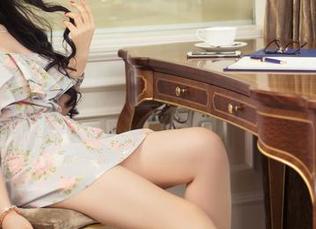 头条女神 – 高冷制服，文雪在线的奇怪资源流出。