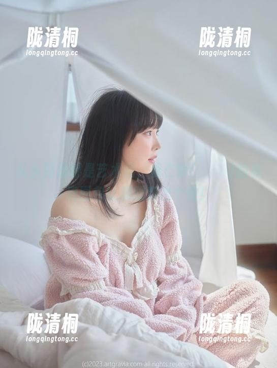 从头到脚都是艺术品，姜仁卿(강인경)的私房图包让和服穿出个性！