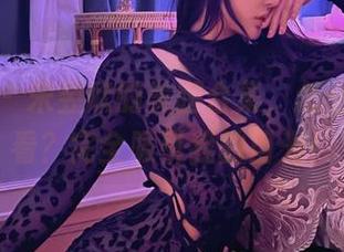 微密圈 – 宋昱欣的美腿合集，怎么可能不看？完全吸引我的目光！