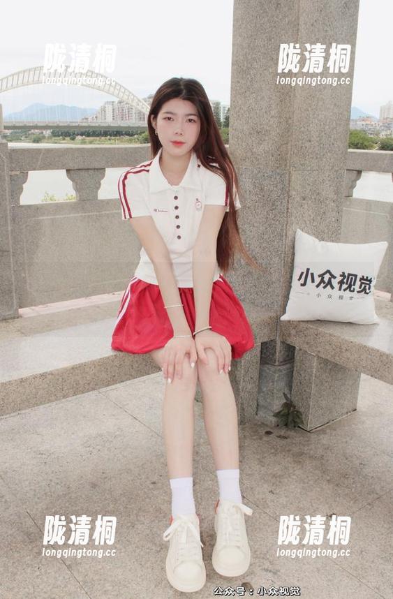 小众视觉-艾迪 小众视觉 - 艾迪的户外写真,喧嚣之中找宁静。下载来给自己个放松吧!