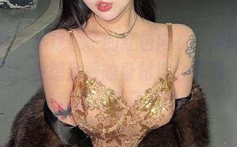 微密圈 – 小优优子的红色内衣，定制的迷人陷阱，没想到她的身材这么丰满，一下子就被吸引了过来。