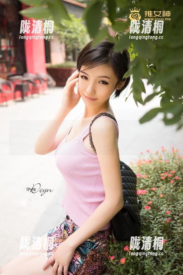 推女神 - 定制属于我的透明，谭晓彤在写真中游走的意味