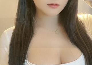 微密圈 – 是可馨耶的红色战袍：私拍资源不只有美，可能还有调皮呢