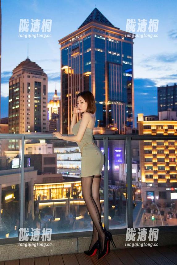 果儿Victoria 微密圈 - 果儿Victoria的运动,最新作品中那种偶然而来的吸引力。