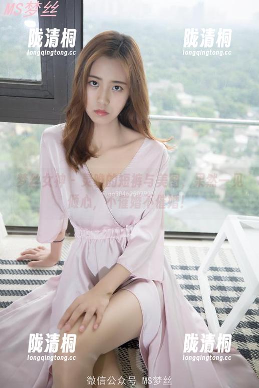 梦丝女神-灵唯 梦丝女神 - 灵唯的短裤与美图,果然一见倾心,不催婚不催婚!