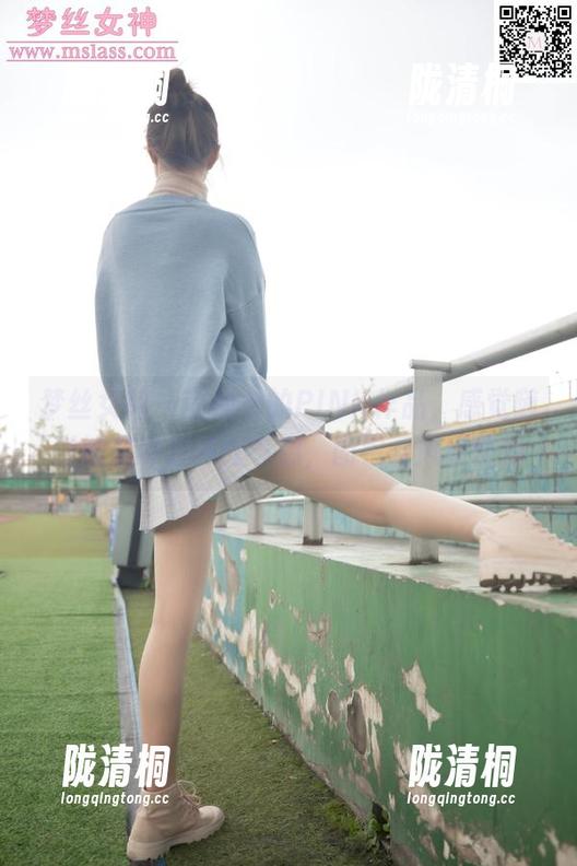 梦丝女神-莹仙女 梦丝女神 - 莹仙女的PINK作品,感觉随时能变身成网红气息,图包画风怪怪的