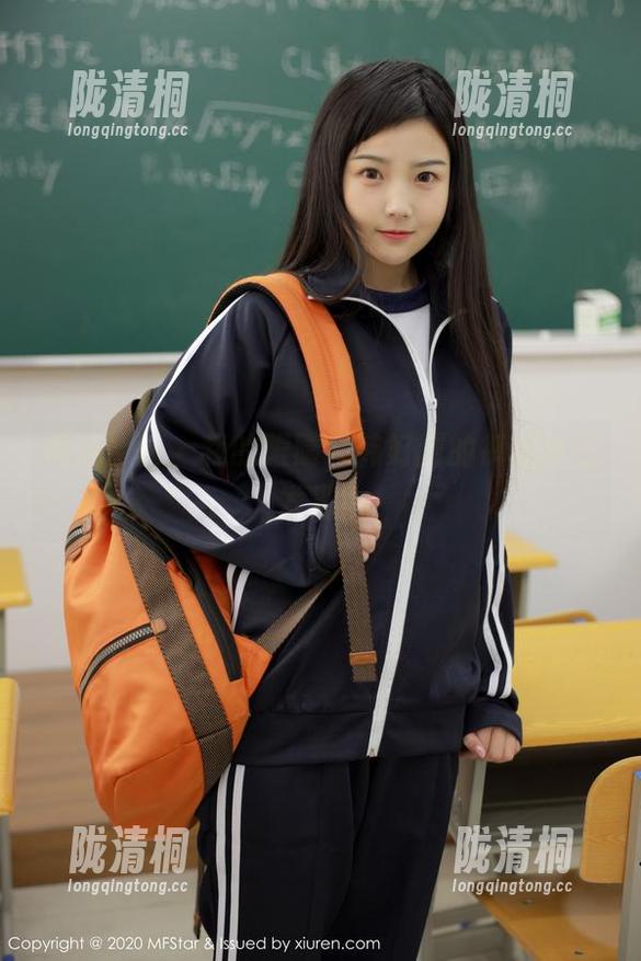 模范学院-韩好甜 模范学院 - 我的眼睛,韩好甜的裤里丝在发光!