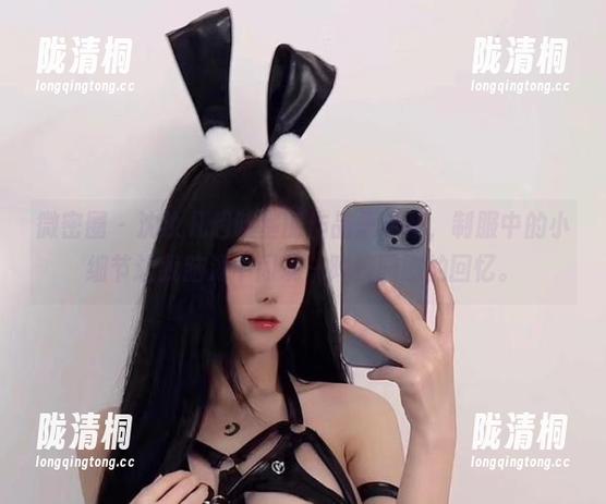 沈汝凡超哇塞 微密圈 - 沈汝凡超哇塞的作品集更新,制服中的小细节让我脑海中闪现一阵校园剧的回忆。