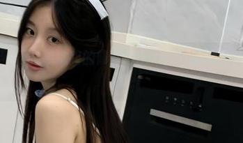 微密圈 – 不走寻常路的修女套图——火龙果羊的另类分享
