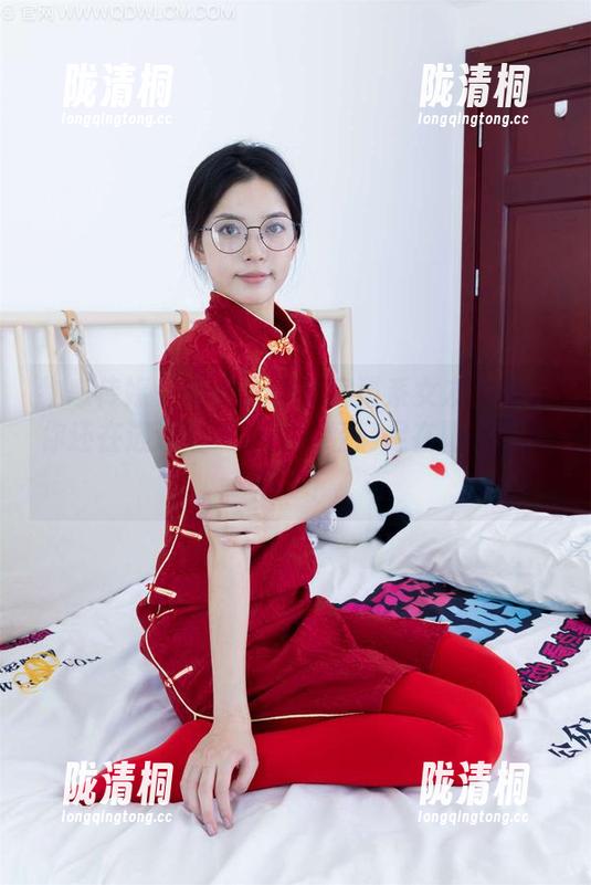 物恋传媒-小晴天 物恋传媒 - 小晴天的私房猫系女友图集:你还在逃避爱情,我已经满足在阳光下伸展了!