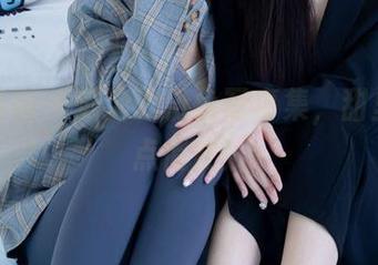 物恋传媒 – 泡泡的粉色写真集，甜里藏着点俏皮！