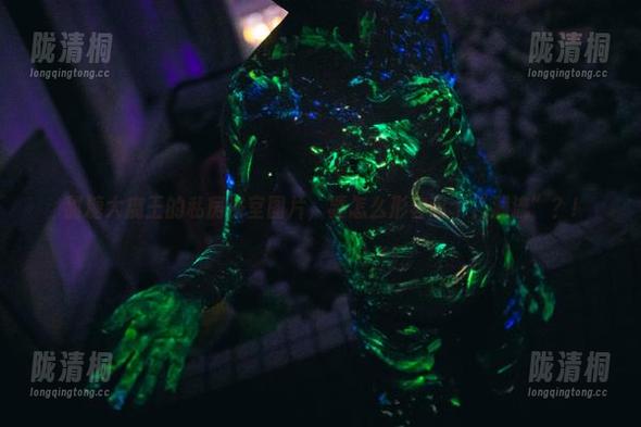 甜糖大魔王 甜糖大魔王的私房浴室图片,要怎么形容这个“潮流”?!