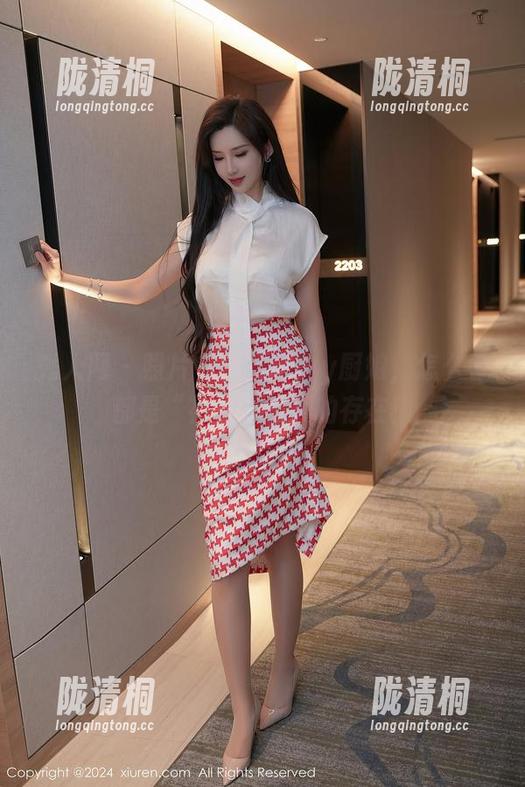 秀人网 - 照片中的九尾Ivy厨娘，怎么看都是“神仙”级别的存在！
