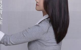 秀人网 – 最新原图：允尔的美臀，谁说只能靠脸？这腿好像也有发言权。