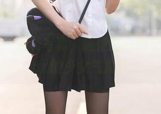 秀人网 – 免费写真，随便瞄一眼安然anran的少女气息！