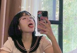 微密圈 – 从未见过的免费图包：胜利的小生活和它的女仆猫生活！