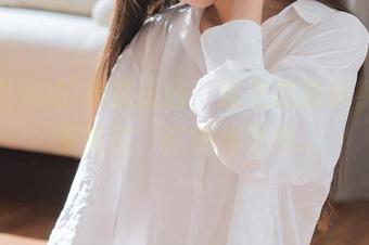 萌芽儿o0的棉袜美图，这姿态我似乎在哪里见过，在线寻觅中…