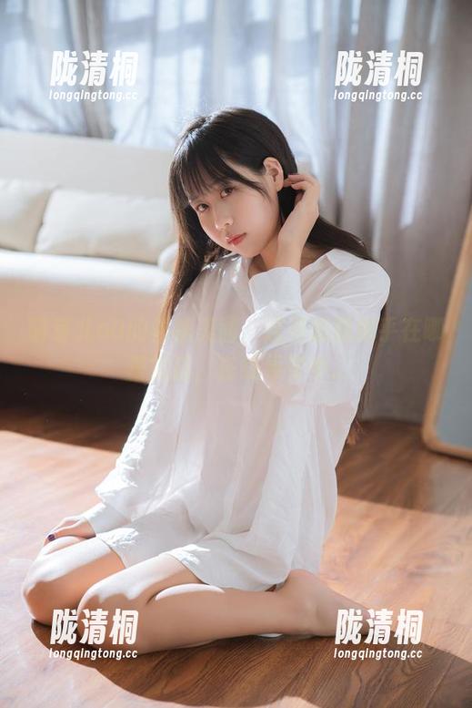 萌芽儿o0 萌芽儿o0的棉袜美图,这姿态我似乎在哪里见过,在线寻觅中...