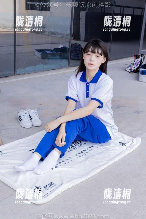袜啵啵-熊熊 袜啵啵 - 熊熊的定制兔女郎:这不就是拍照的另一种可能吗?