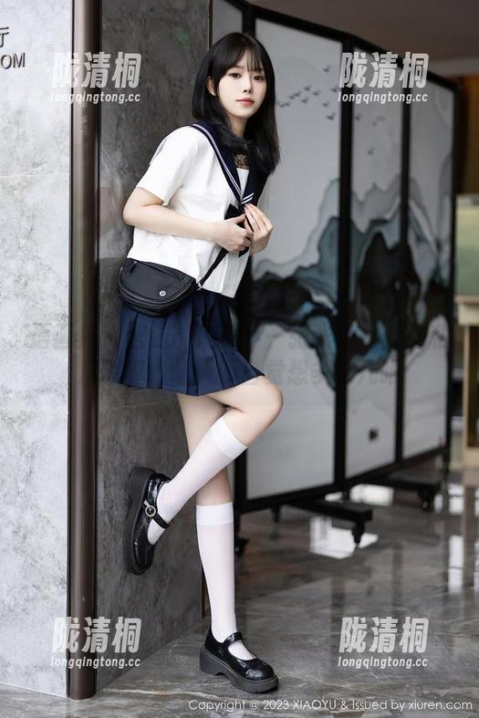 语画界 - 言沫的魔法：一张张高挑美女私房写真，让人不自觉想多看几眼