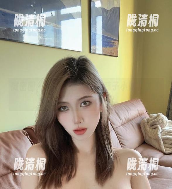 醇子小姨 微密圈 - 不穿粉色裙子的醇子小姨,才不会让我目光停留