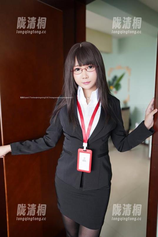 铭铭kizami 铭铭kizami的VR装:图库里的搞怪一刻!