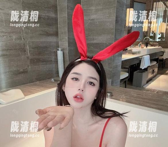 阿色 微密圈 - 精选图包,阿色的红色兔女郎,怎么就那么撩呢?